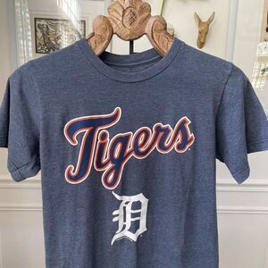 MLB Detroit Tigers Blue Heather Tshirt S